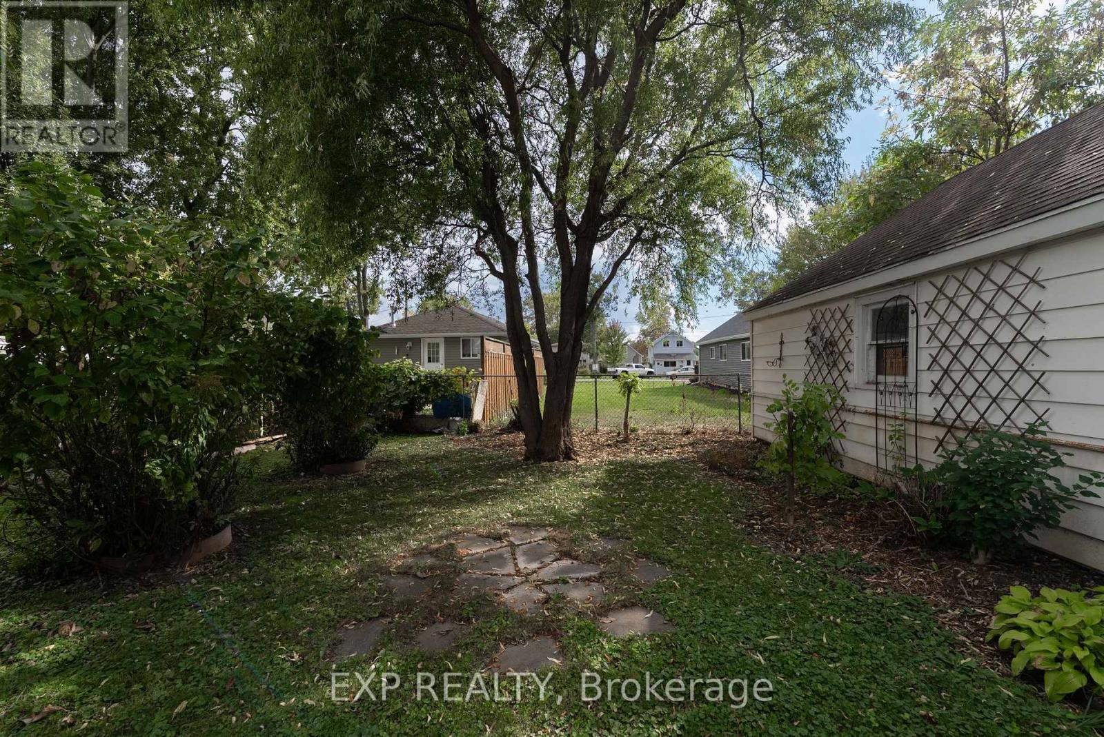 3791 Fairfield Avenue, Fort Erie, Ontario  L0S 1B0 - Photo 33 - X12661918