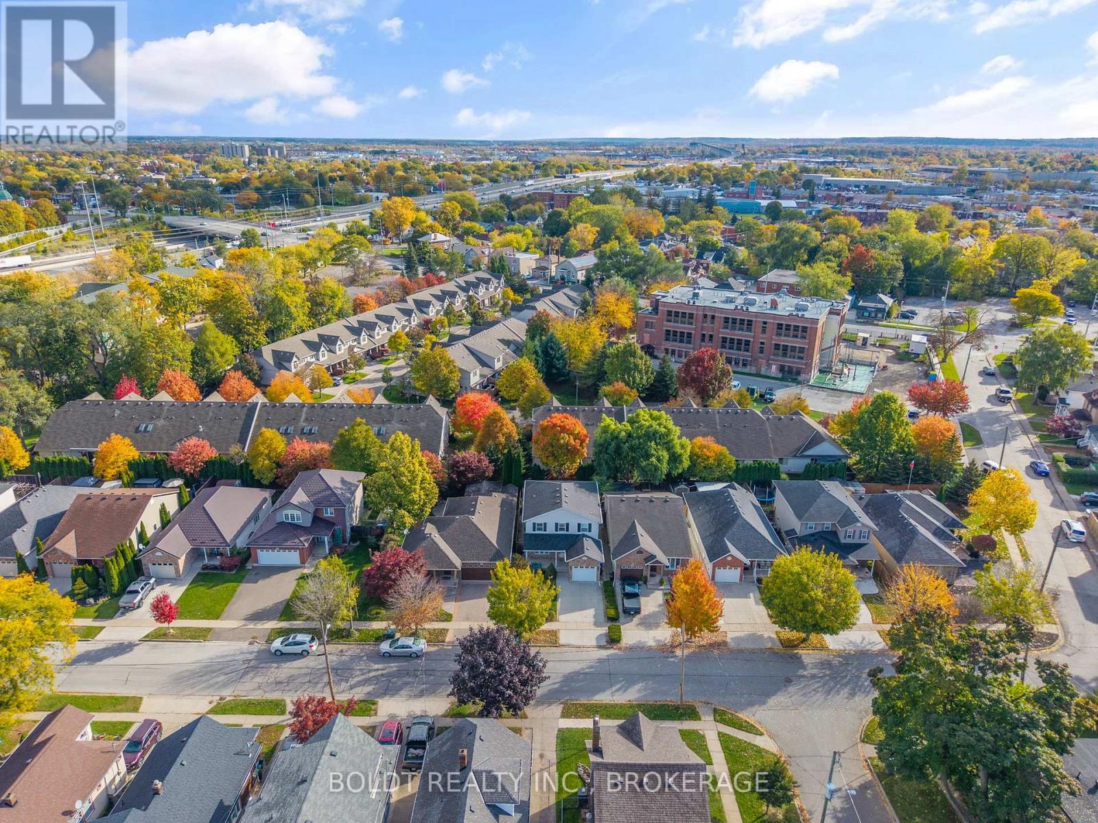 34 Fitzgerald Street E, St. Catharines, Ontario  L2R 0A4 - Photo 38 - X12662066