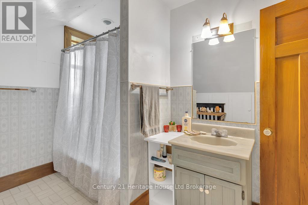 48 Brock Street W, Tillsonburg, Ontario  N4G 2A5 - Photo 16 - X12661944