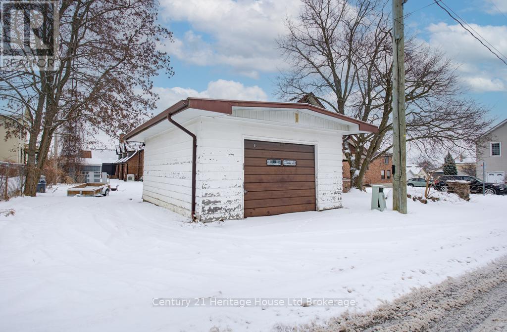 48 Brock Street W, Tillsonburg, Ontario  N4G 2A5 - Photo 20 - X12661944