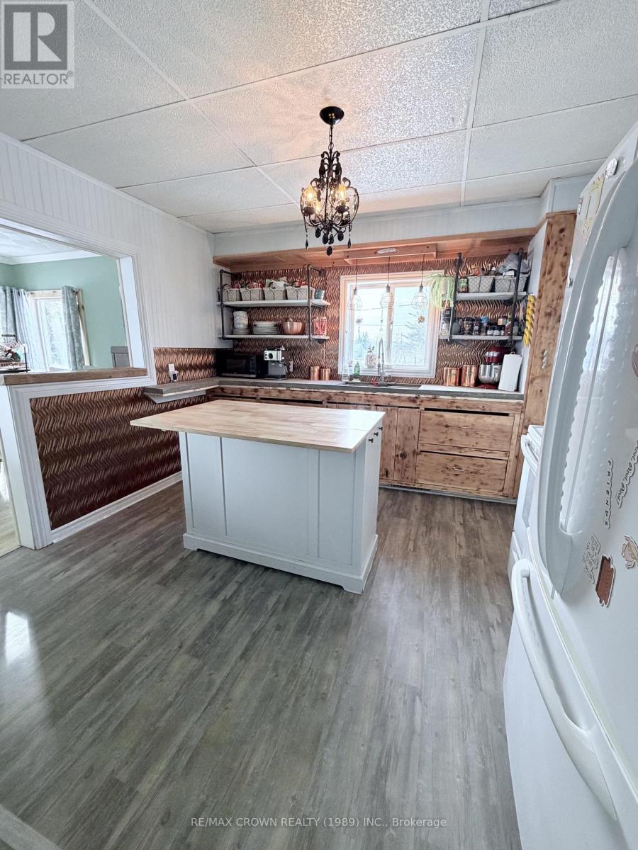 156 Main Street, Sundridge, Ontario  P0A 1Z0 - Photo 11 - X12661844