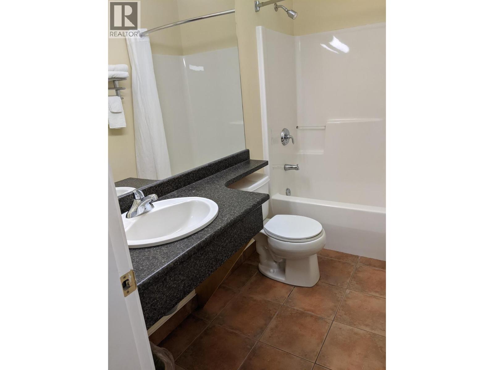 6203 Willow Avenue Summerland Photo 14