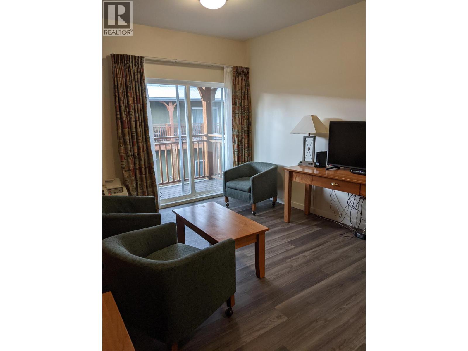 6203 Willow Avenue Summerland Photo 20