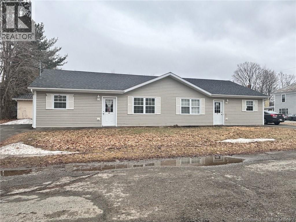 104 Water  South Street, Woodstock, New Brunswick  E7M 1B7 - Photo 2 - NB131621