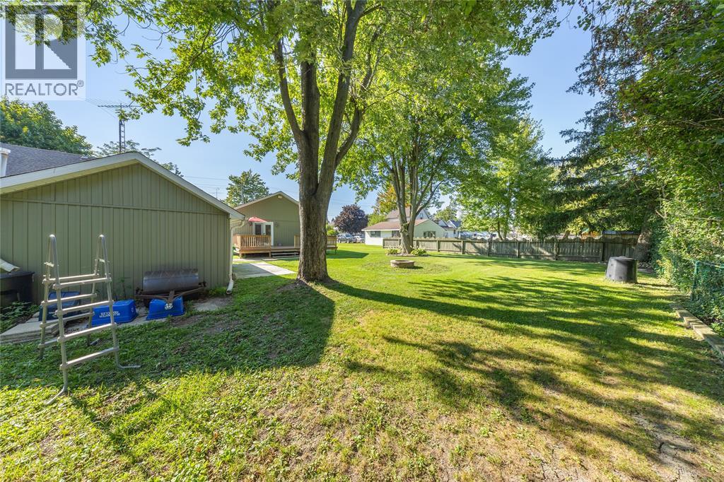 452 Maude Street, Petrolia, Ontario  N0N 1E0 - Photo 10 - 25021994