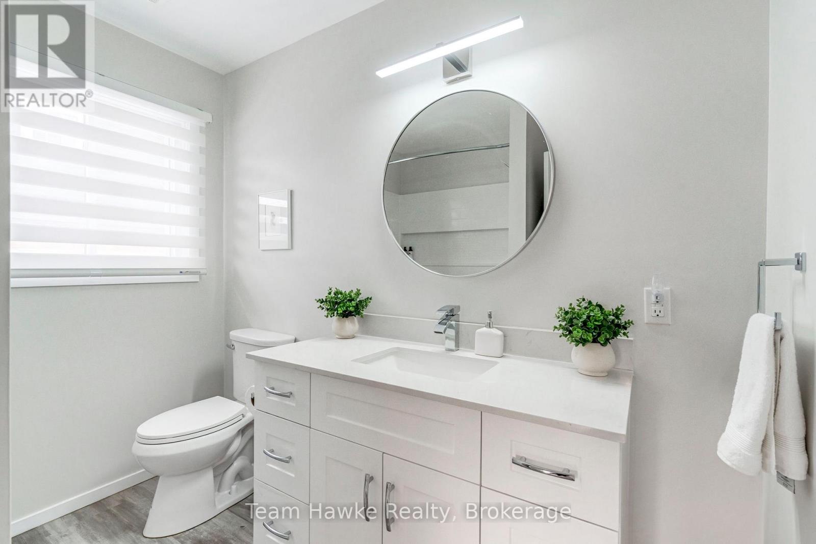 264 Kingfisher Avenue, Tay (Port Mcnicoll), Ontario  L0K 1R0 - Photo 13 - S12661814