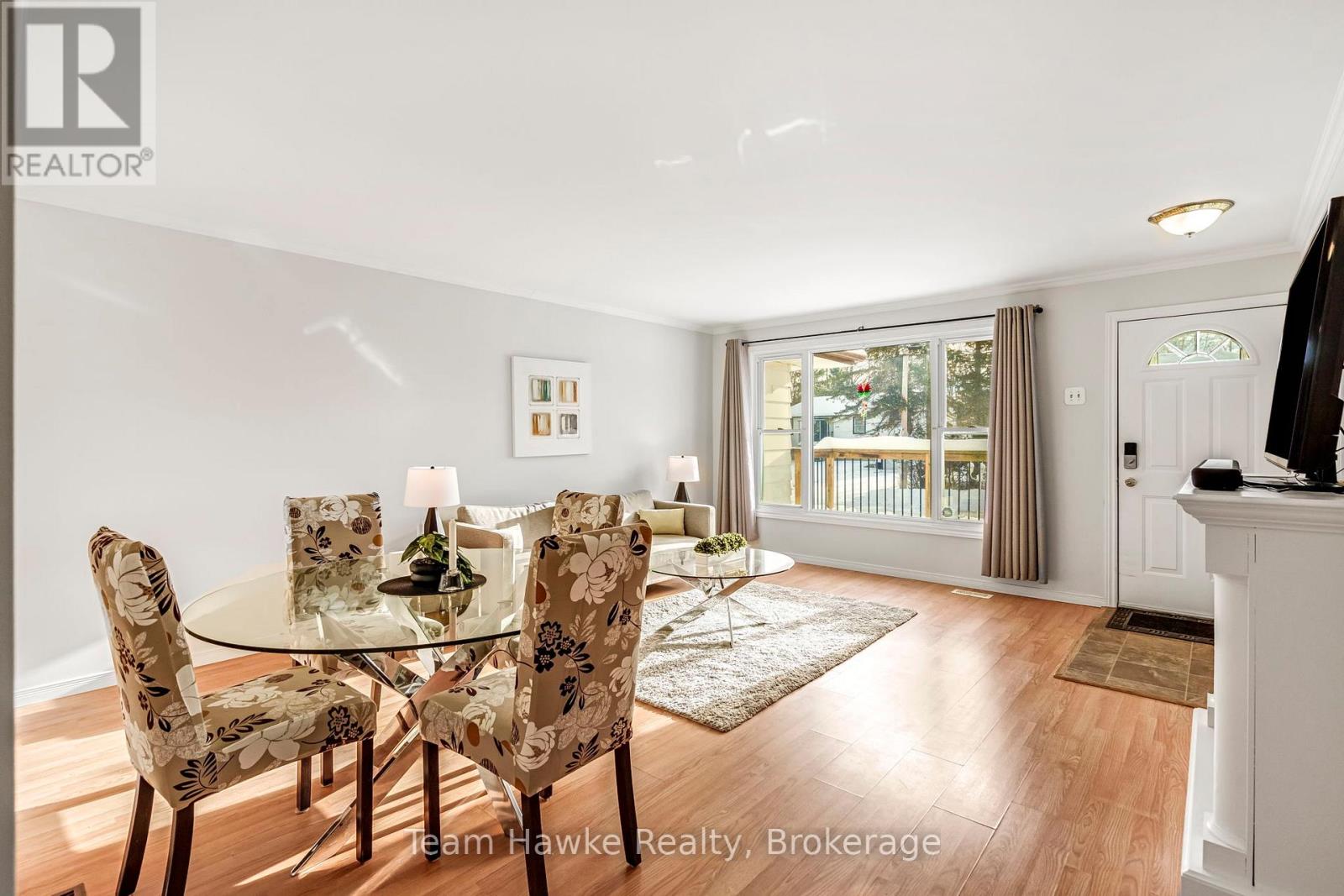 264 Kingfisher Avenue, Tay (Port Mcnicoll), Ontario  L0K 1R0 - Photo 7 - S12661814