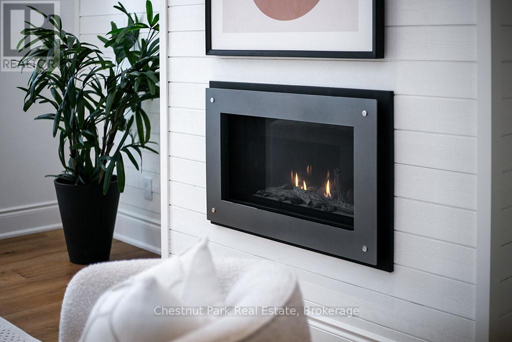 2237 Shore Lane, Wasaga Beach, Ontario  L9Y 2X7 - Photo 11 - S12661904