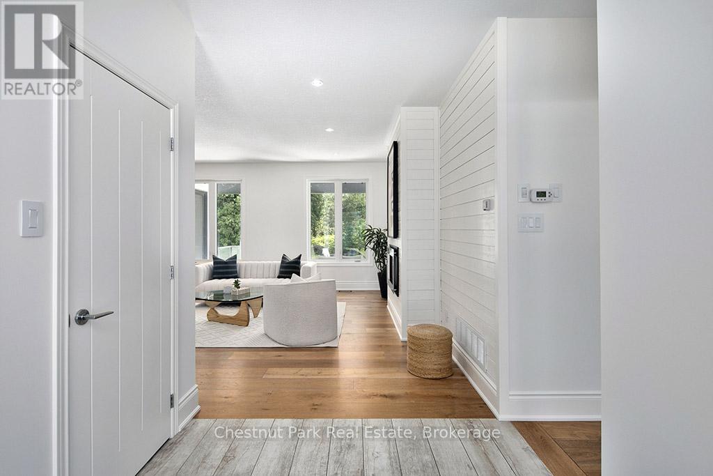 2237 Shore Lane, Wasaga Beach, Ontario  L9Y 2X7 - Photo 8 - S12661904