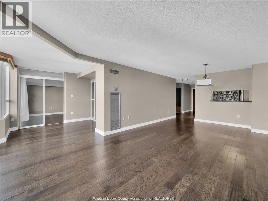75 Riverside Drive Unit# 1210, Windsor, Ontario  N9A 7C4 - Photo 5 - 26000146