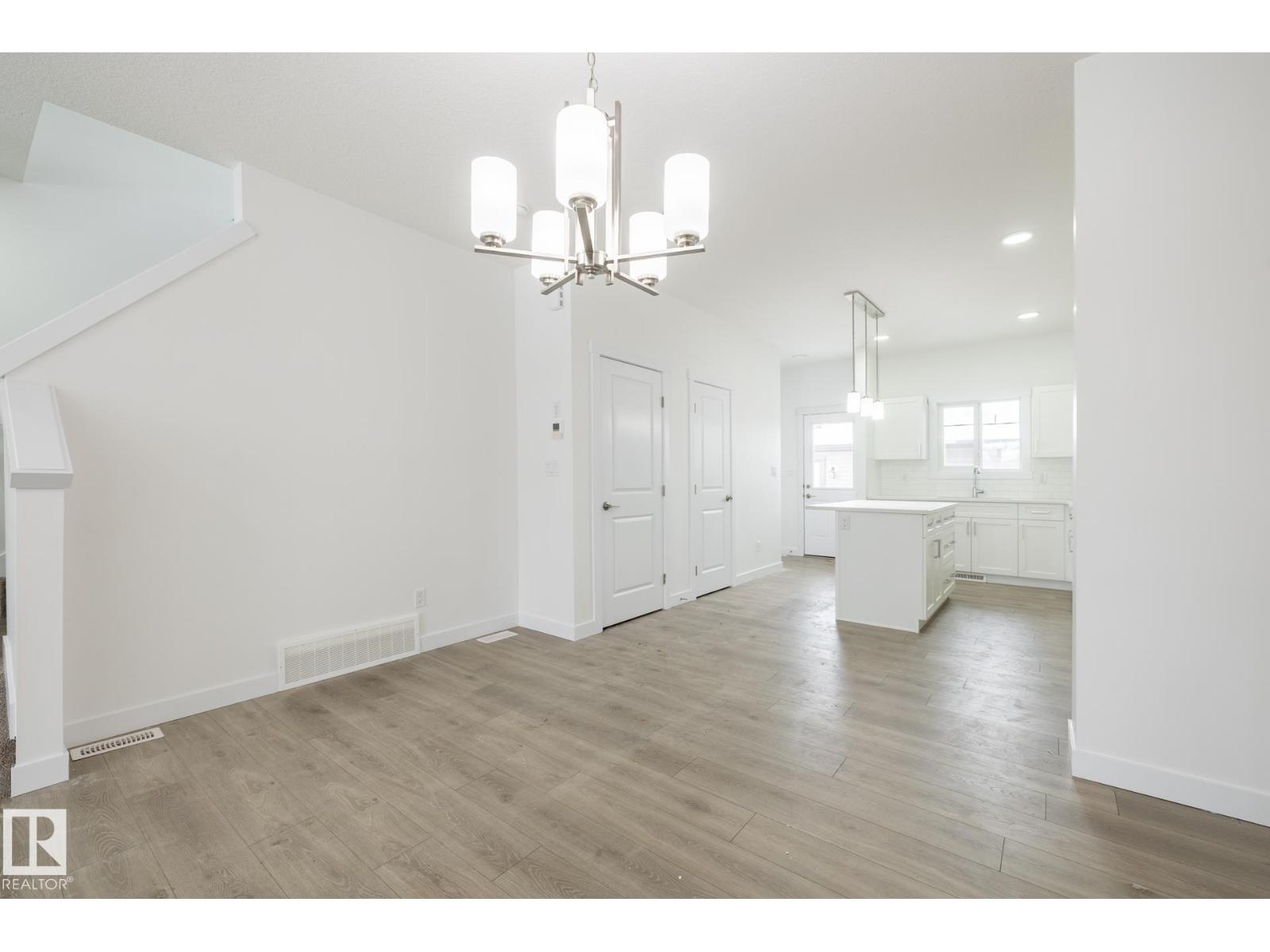 303 27 St Sw, Edmonton, Alberta  T6X 3H9 - Photo 9 - E4465156