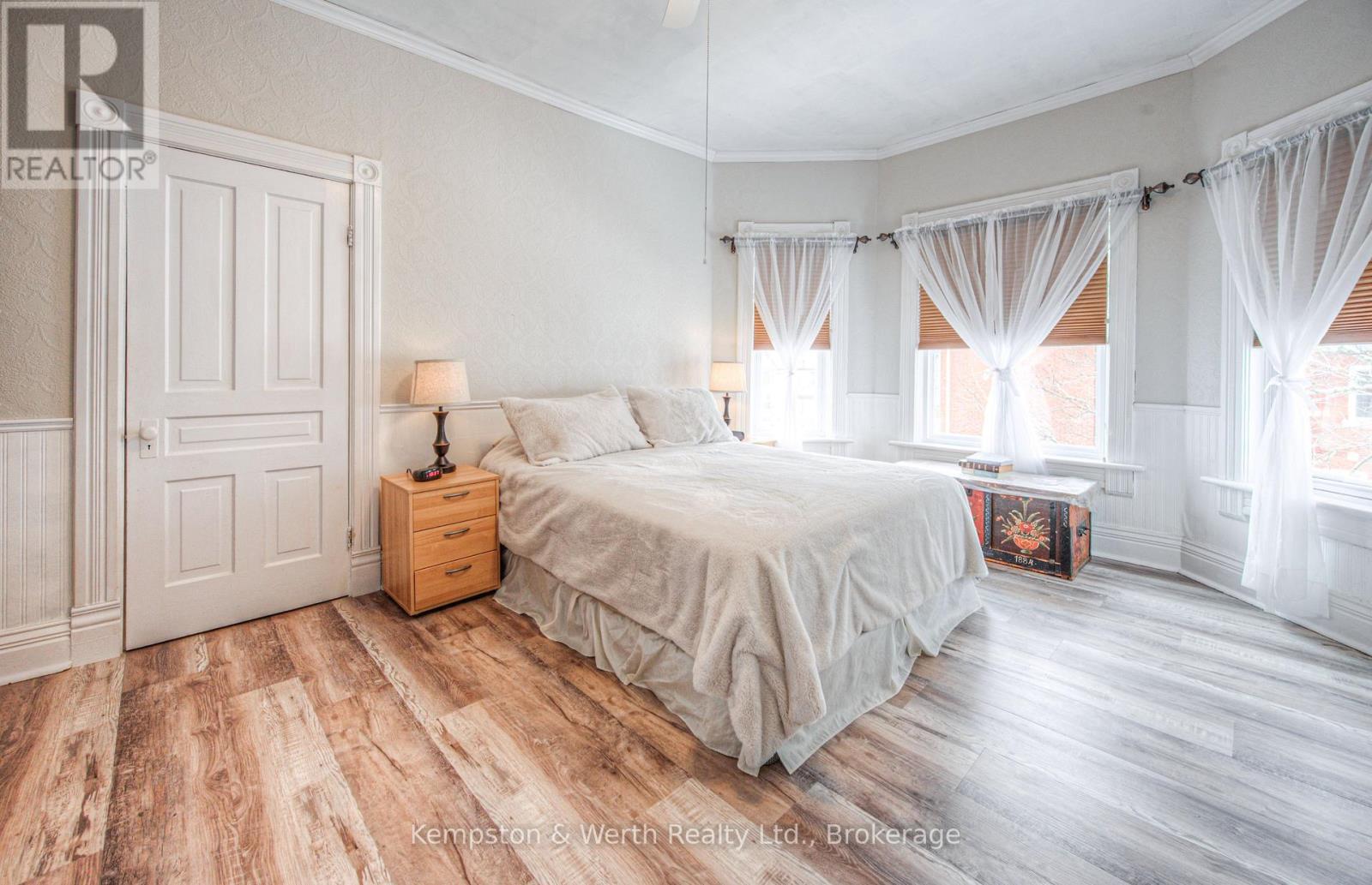 333 Barber Avenue N, North Perth, Ontario  N4W 1R8 - Photo 21 - X12661780