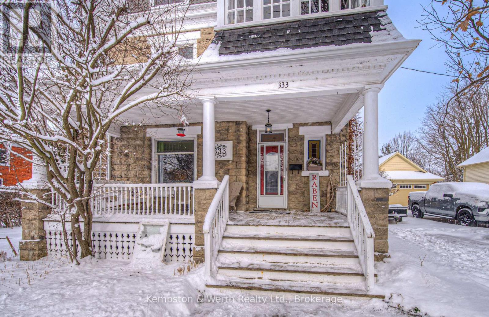 333 Barber Avenue N, North Perth, Ontario  N4W 1R8 - Photo 3 - X12661780