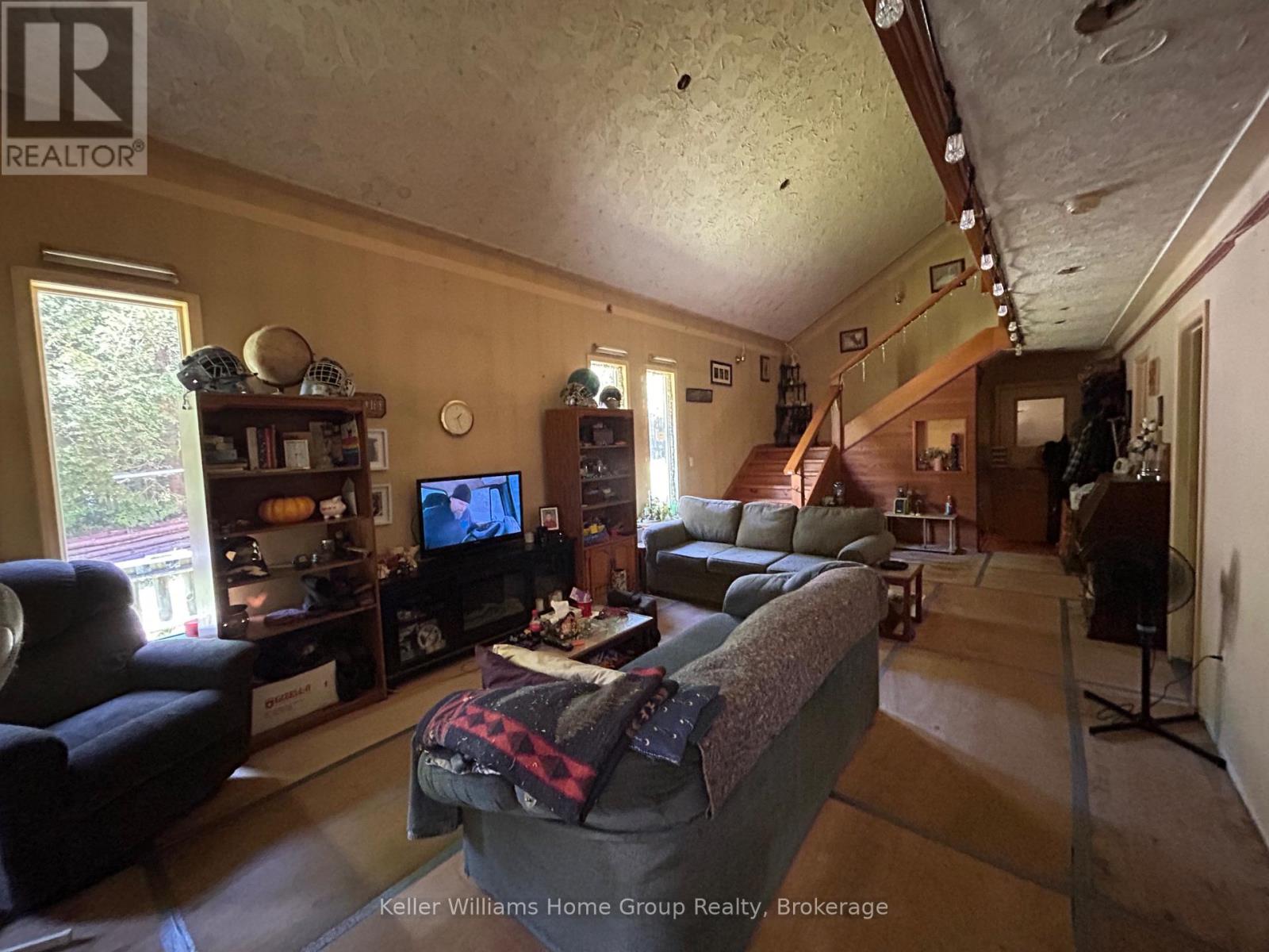 135431 9th Line, Grey Highlands, Ontario  N0C 1H0 - Photo 5 - X12661994