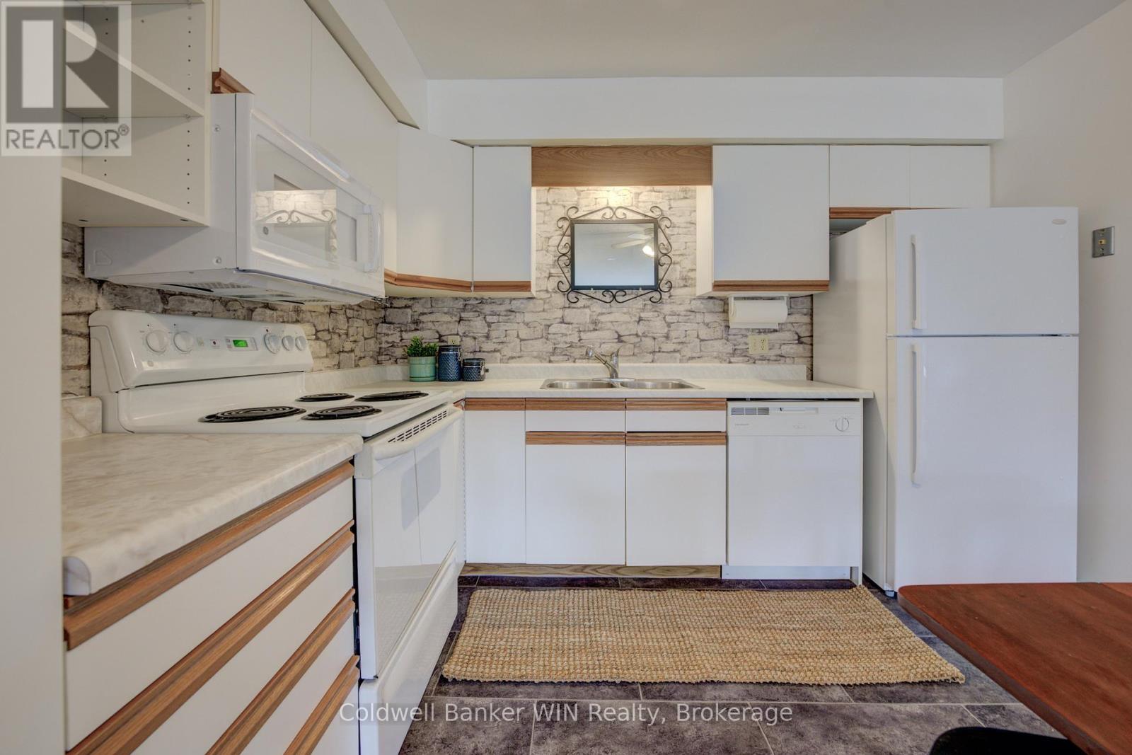 309 - 460 Durham Street W, Wellington North (Mount Forest), Ontario  N0G 2L1 - Photo 6 - X12662068