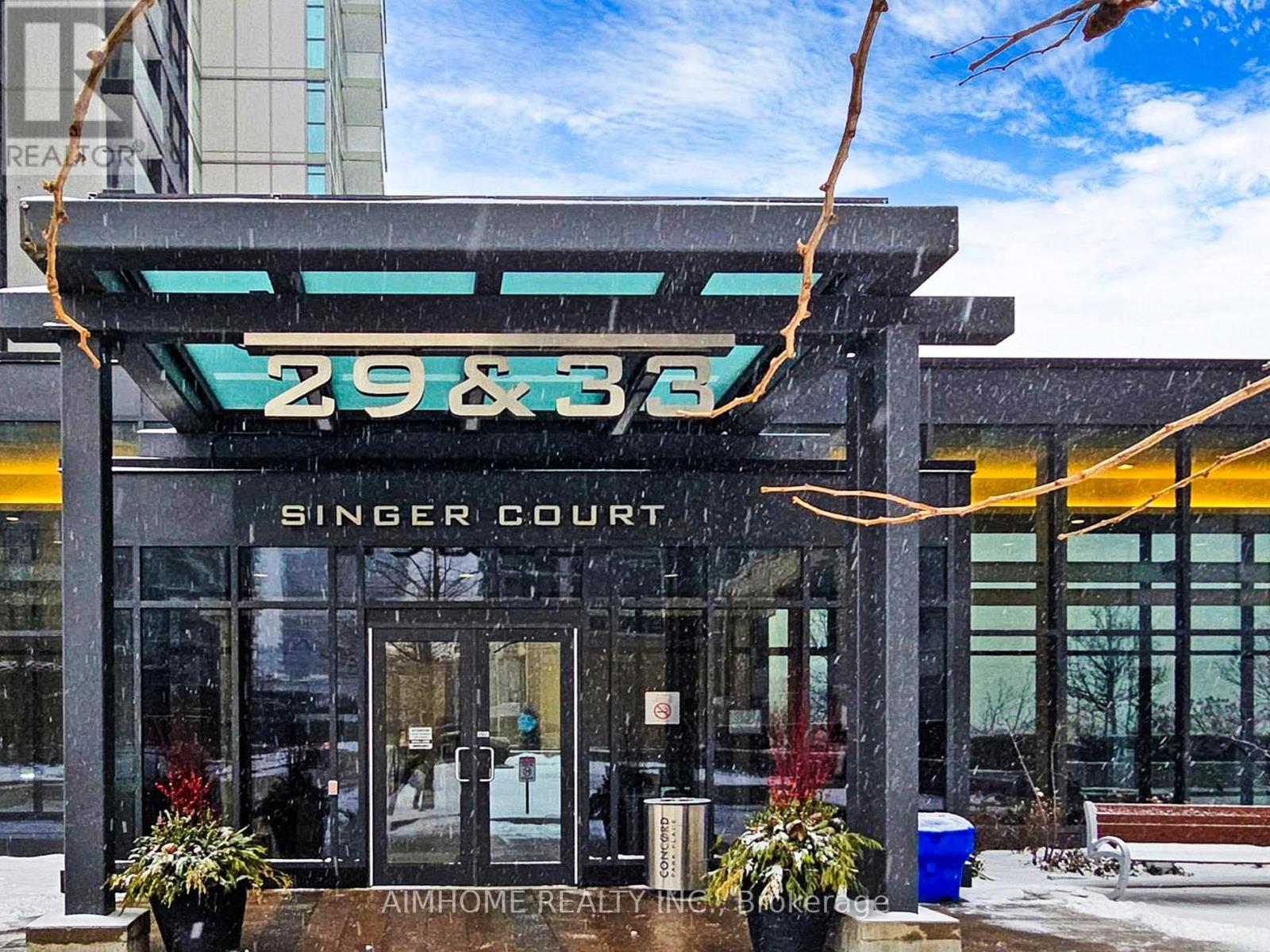 1802 - 29 Singer Court, Toronto, Ontario  M2K 0B3 - Photo 2 - C12661774