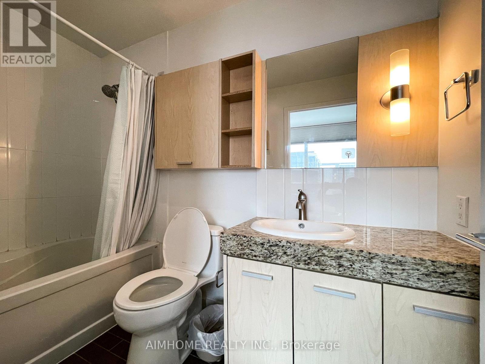 1802 - 29 Singer Court, Toronto, Ontario  M2K 0B3 - Photo 21 - C12661774