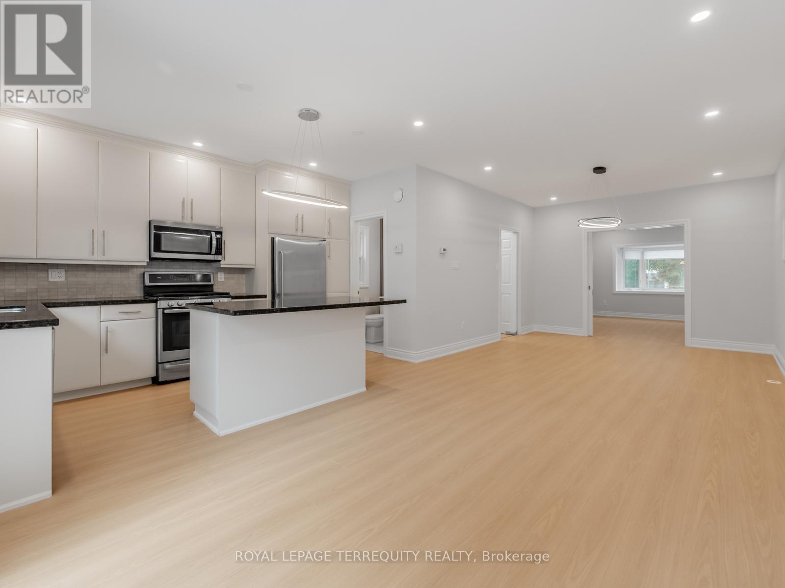 533 Soudan Avenue, Toronto, Ontario  M4S 1X1 - Photo 12 - C12661874