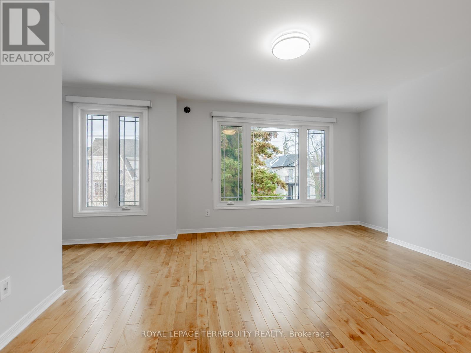 533 Soudan Avenue, Toronto, Ontario  M4S 1X1 - Photo 18 - C12661874