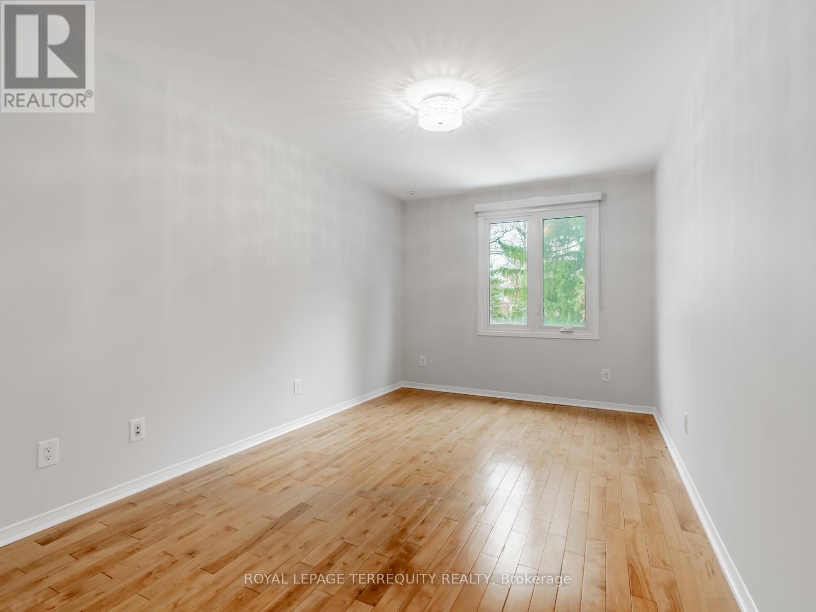 533 Soudan Avenue, Toronto, Ontario  M4S 1X1 - Photo 24 - C12661874