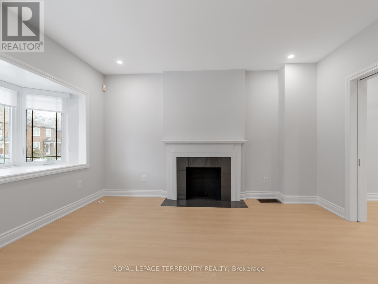 533 Soudan Avenue, Toronto, Ontario  M4S 1X1 - Photo 4 - C12661874