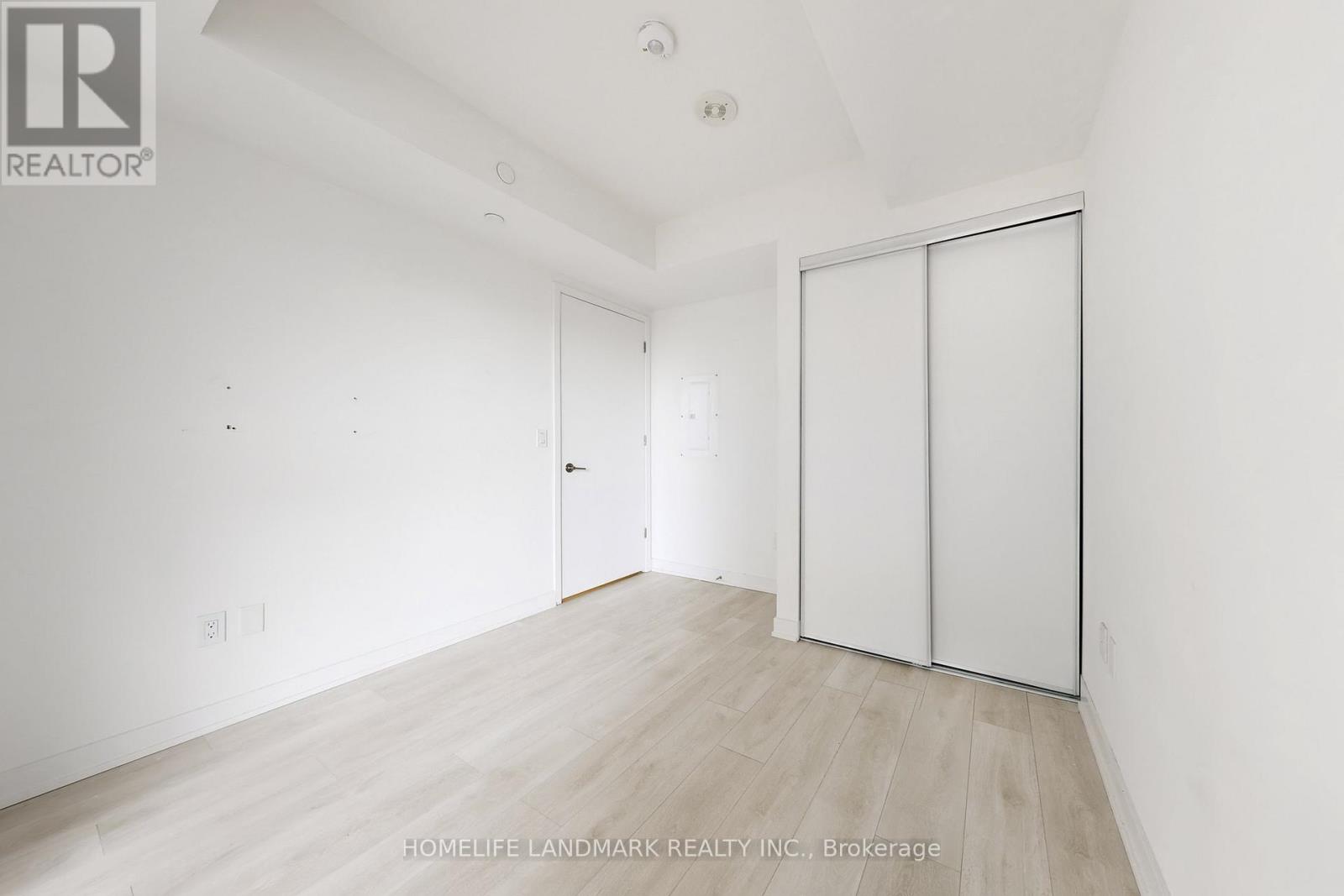 801 - 8 Tippett Road, Toronto, Ontario  M3H 0E7 - Photo 23 - C12661976