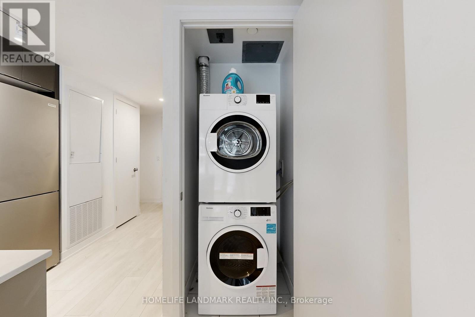 801 - 8 Tippett Road, Toronto, Ontario  M3H 0E7 - Photo 25 - C12661976