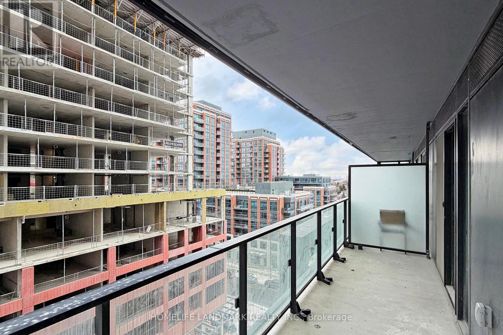 801 - 8 Tippett Road, Toronto, Ontario  M3H 0E7 - Photo 30 - C12661976