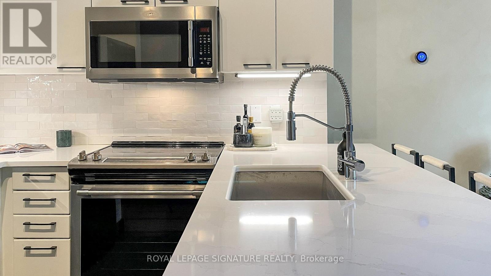 206 - 781 King Street W, Toronto, Ontario  M5V 3L5 - Photo 12 - C12661978