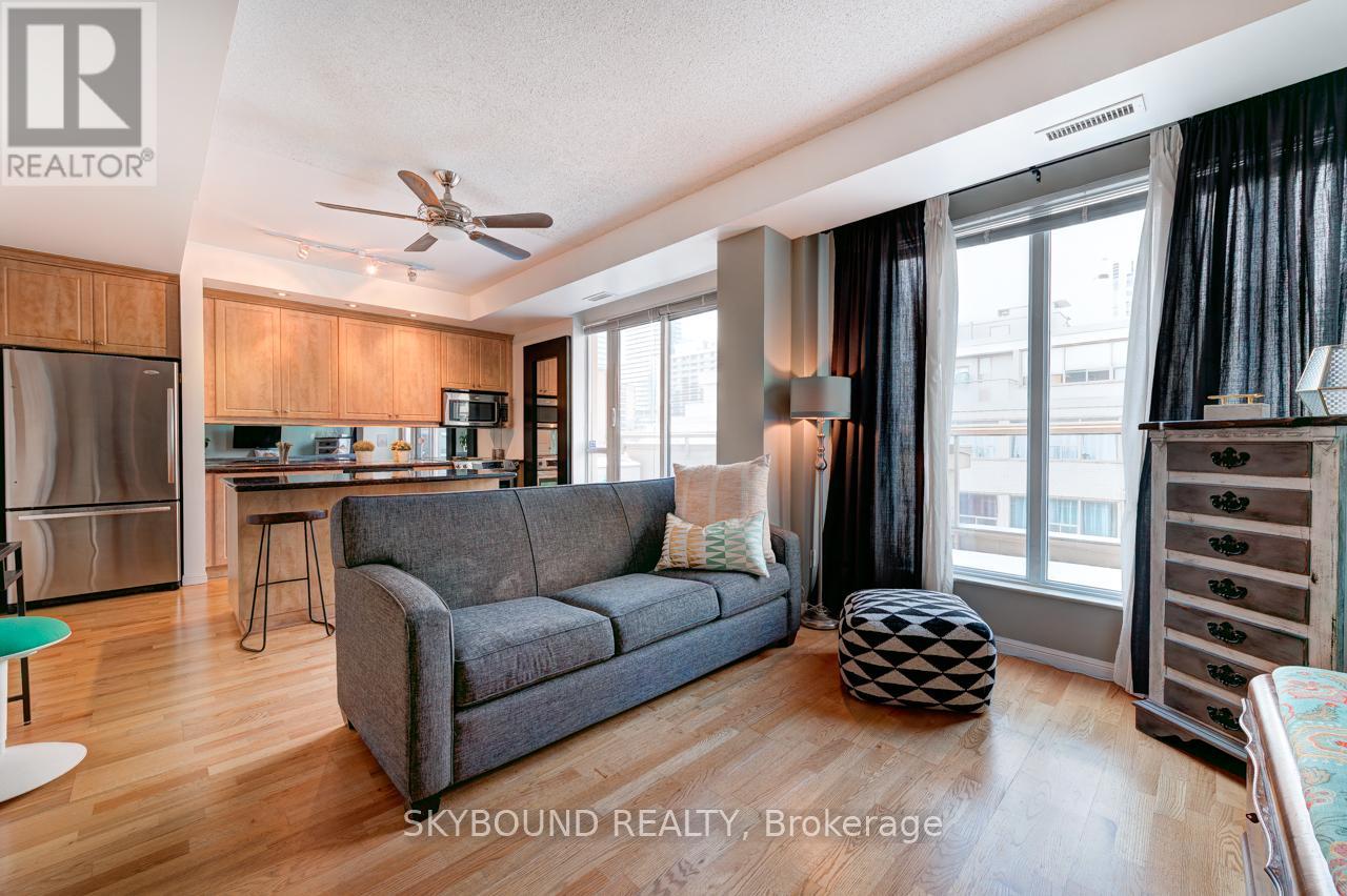 525 - 900 Mount Pleasant Road, Toronto, Ontario  M4P 3J9 - Photo 2 - C12662026