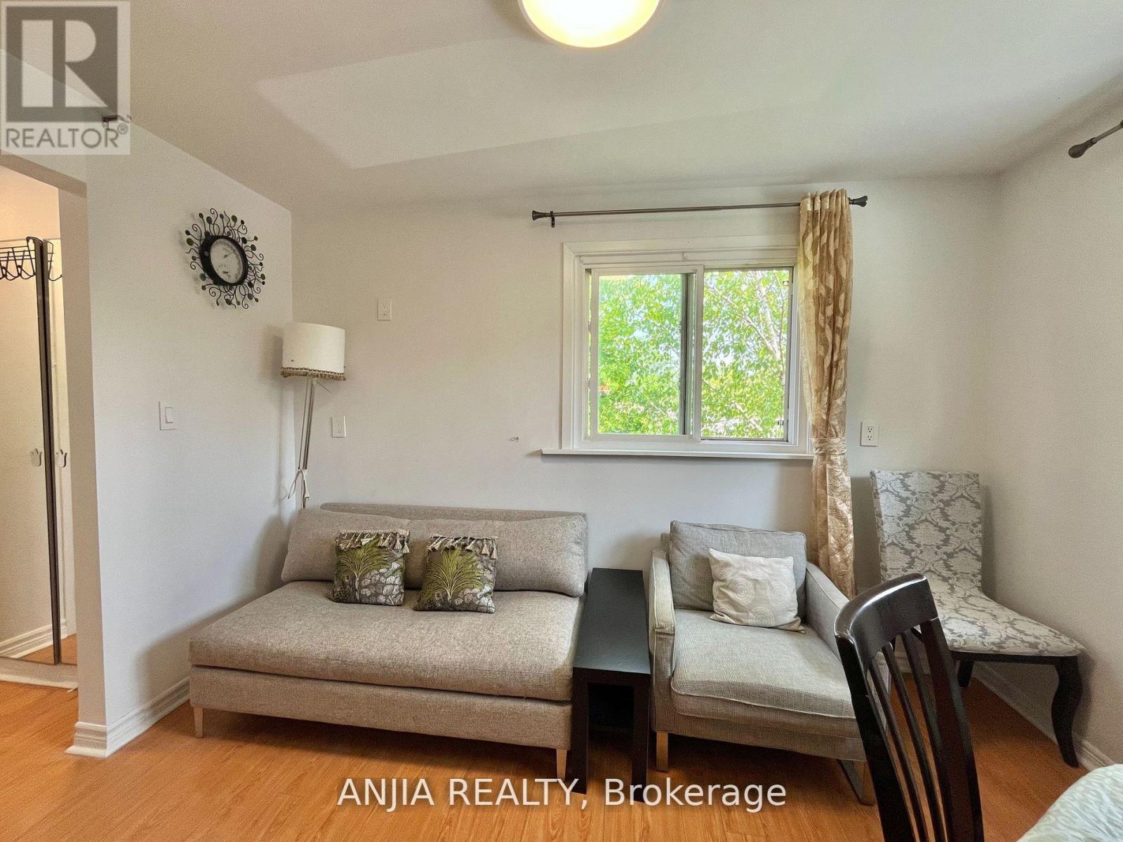 Unit 3 Bedroom 3 - 256 Homewood Avenue, Toronto, Ontario  M2R 2N3 - Photo 3 - C12662092