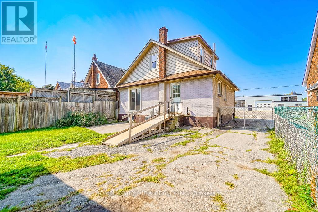 187 Park Road S, Oshawa, Ontario  L1J 4H1 - Photo 9 - E12661778