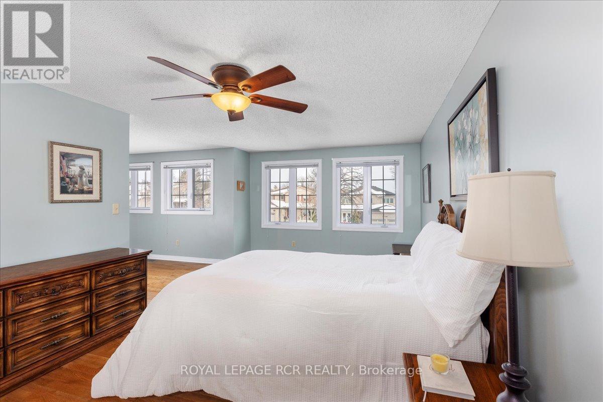 38 Chipperfield Crescent, Whitby, Ontario  L1R 1N9 - Photo 21 - E12661916