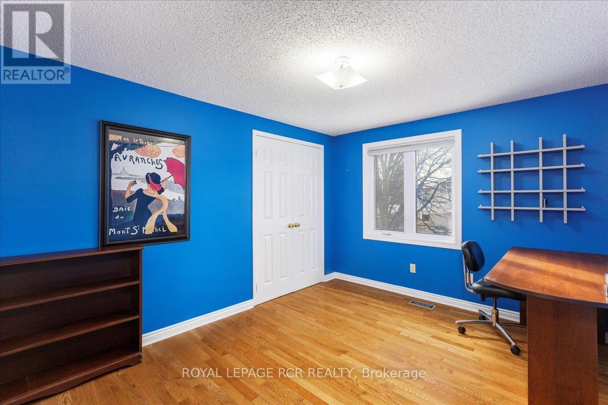 38 Chipperfield Crescent, Whitby, Ontario  L1R 1N9 - Photo 25 - E12661916