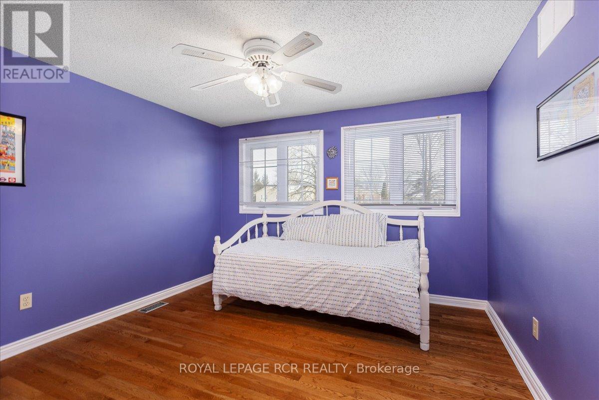 38 Chipperfield Crescent, Whitby, Ontario  L1R 1N9 - Photo 28 - E12661916