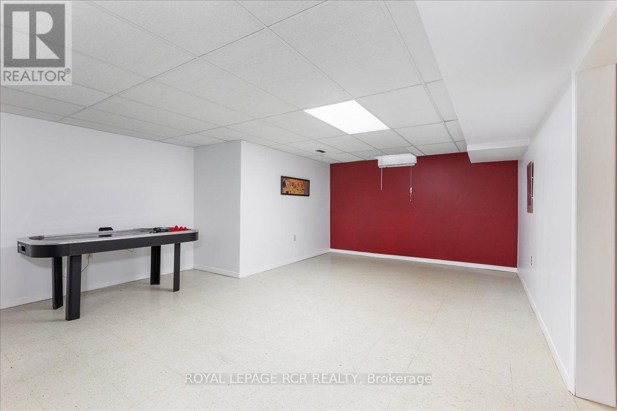 38 Chipperfield Crescent, Whitby, Ontario  L1R 1N9 - Photo 30 - E12661916