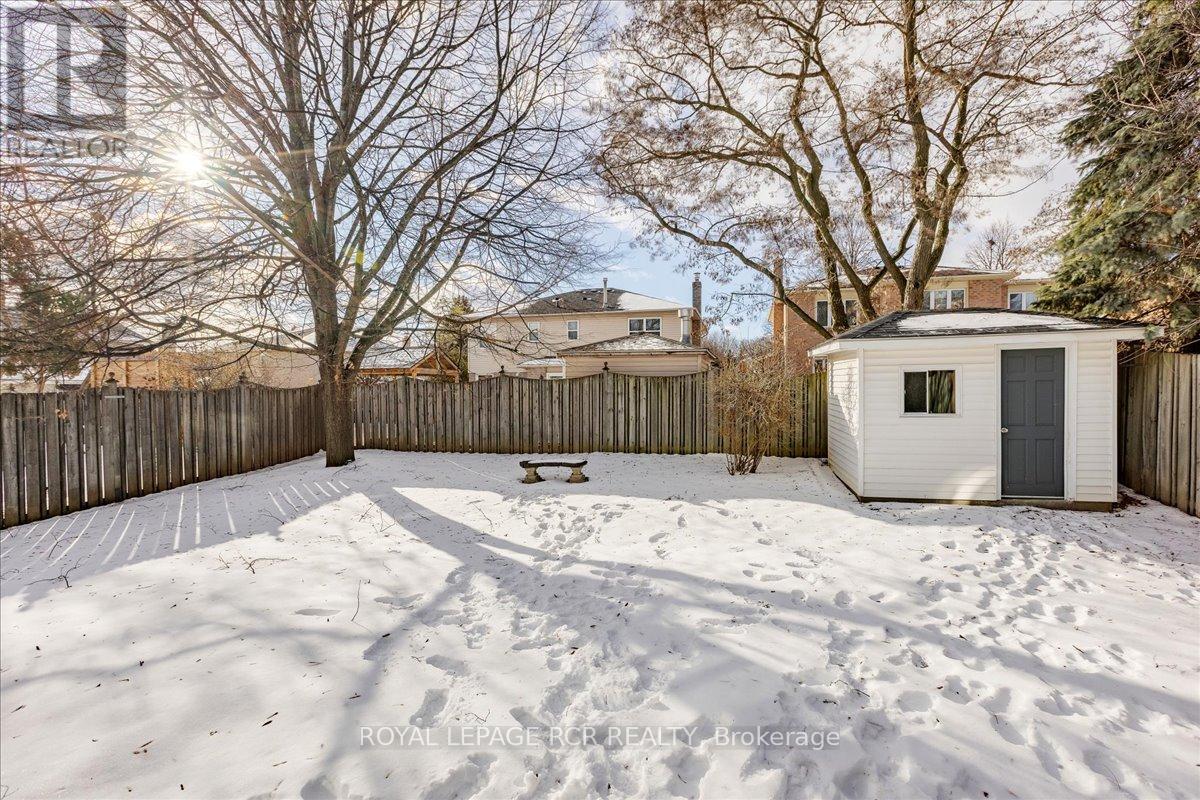 38 Chipperfield Crescent, Whitby, Ontario  L1R 1N9 - Photo 33 - E12661916