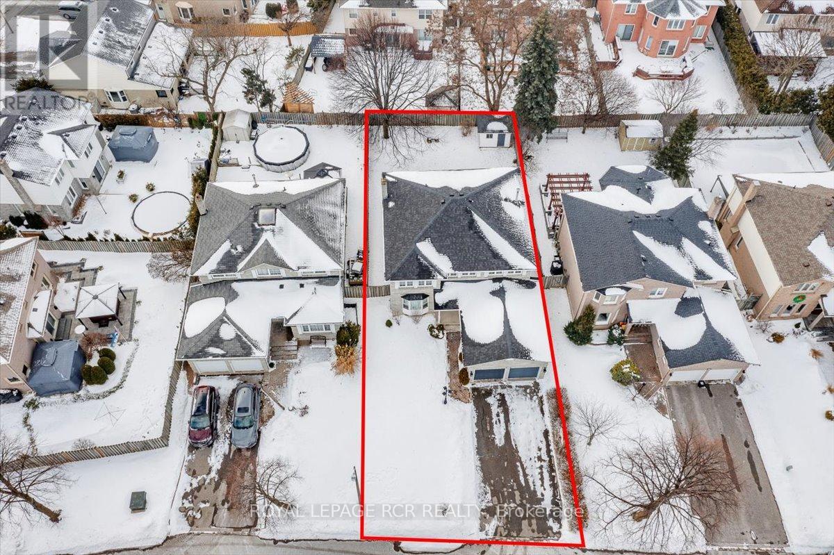 38 Chipperfield Crescent, Whitby, Ontario  L1R 1N9 - Photo 37 - E12661916