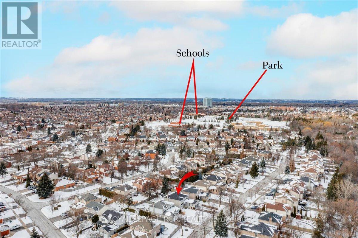 38 Chipperfield Crescent, Whitby, Ontario  L1R 1N9 - Photo 42 - E12661916