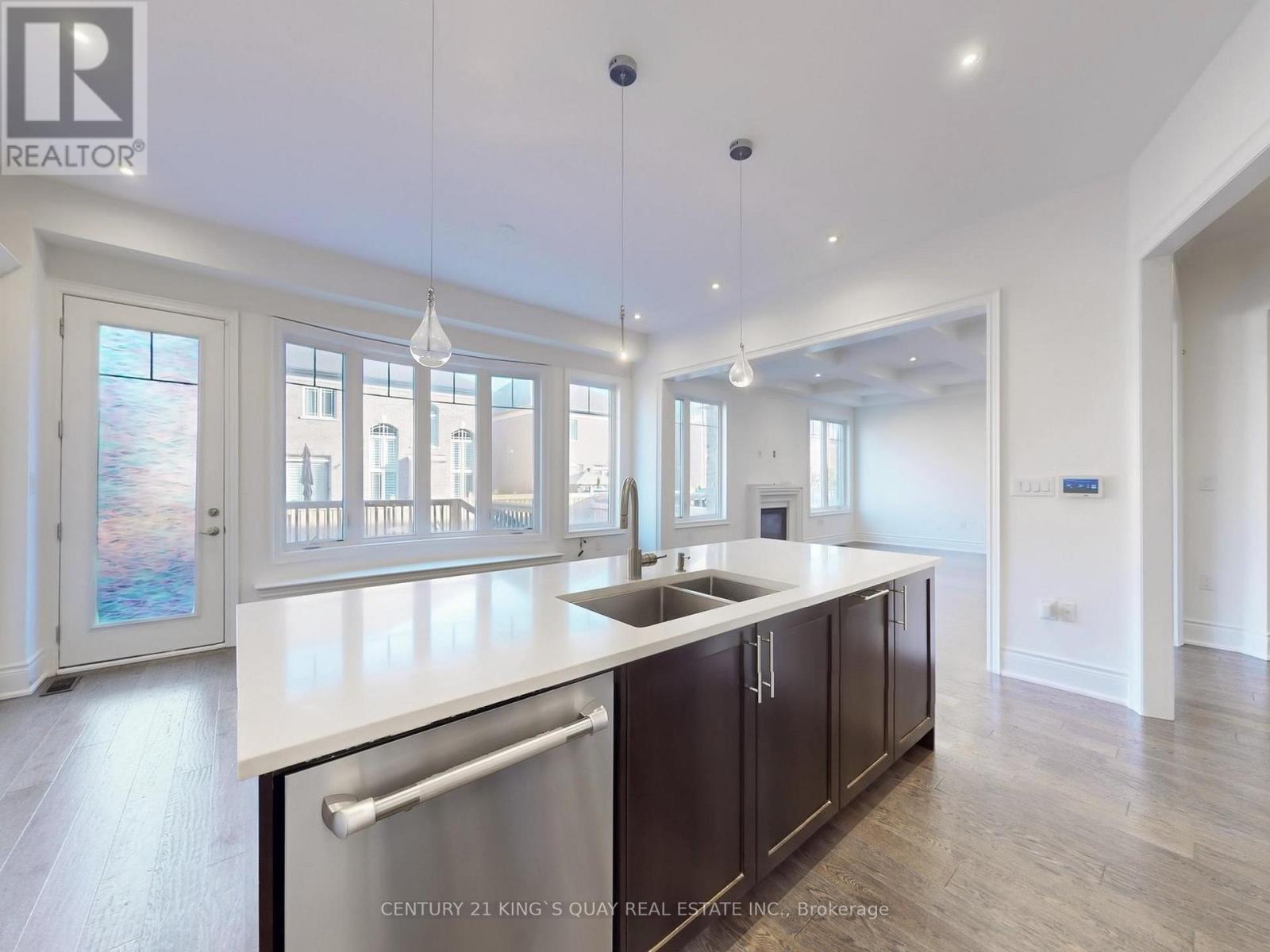 41 Torrey Pines Road, Vaughan, Ontario  L4H 3X9 - Photo 12 - N12661794