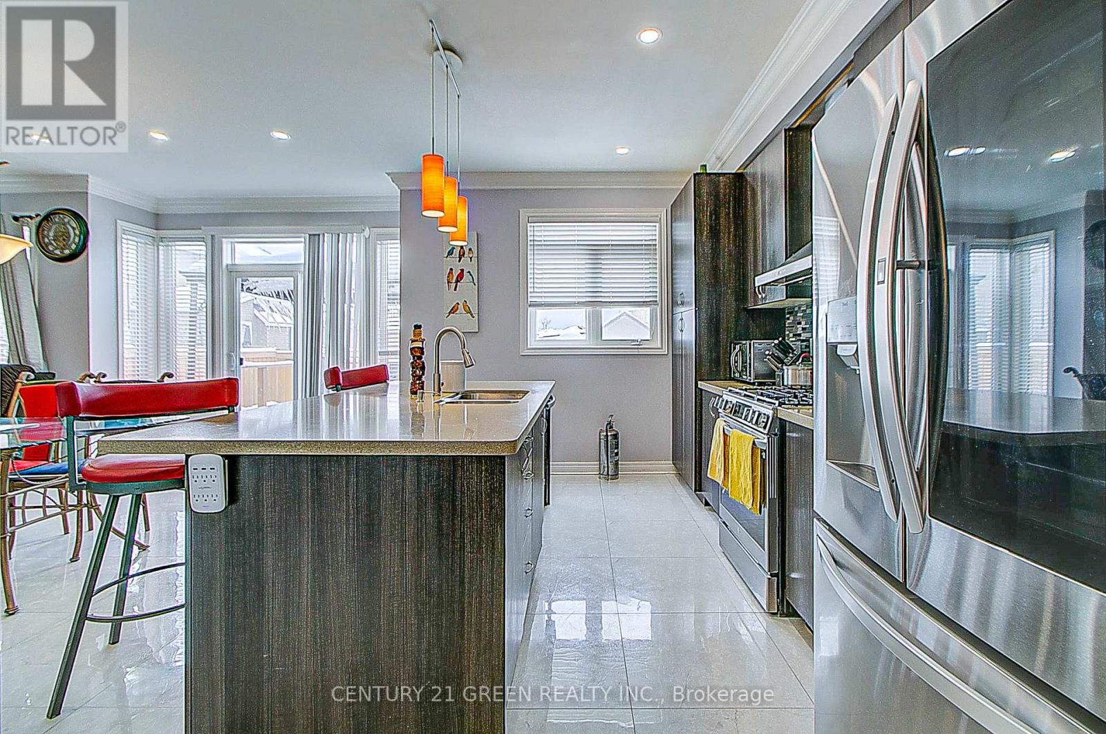 73 Wandering Glider Trail, Bradford West Gwillimbury, Ontario  L3Z 2A5 - Photo 11 - N12661966