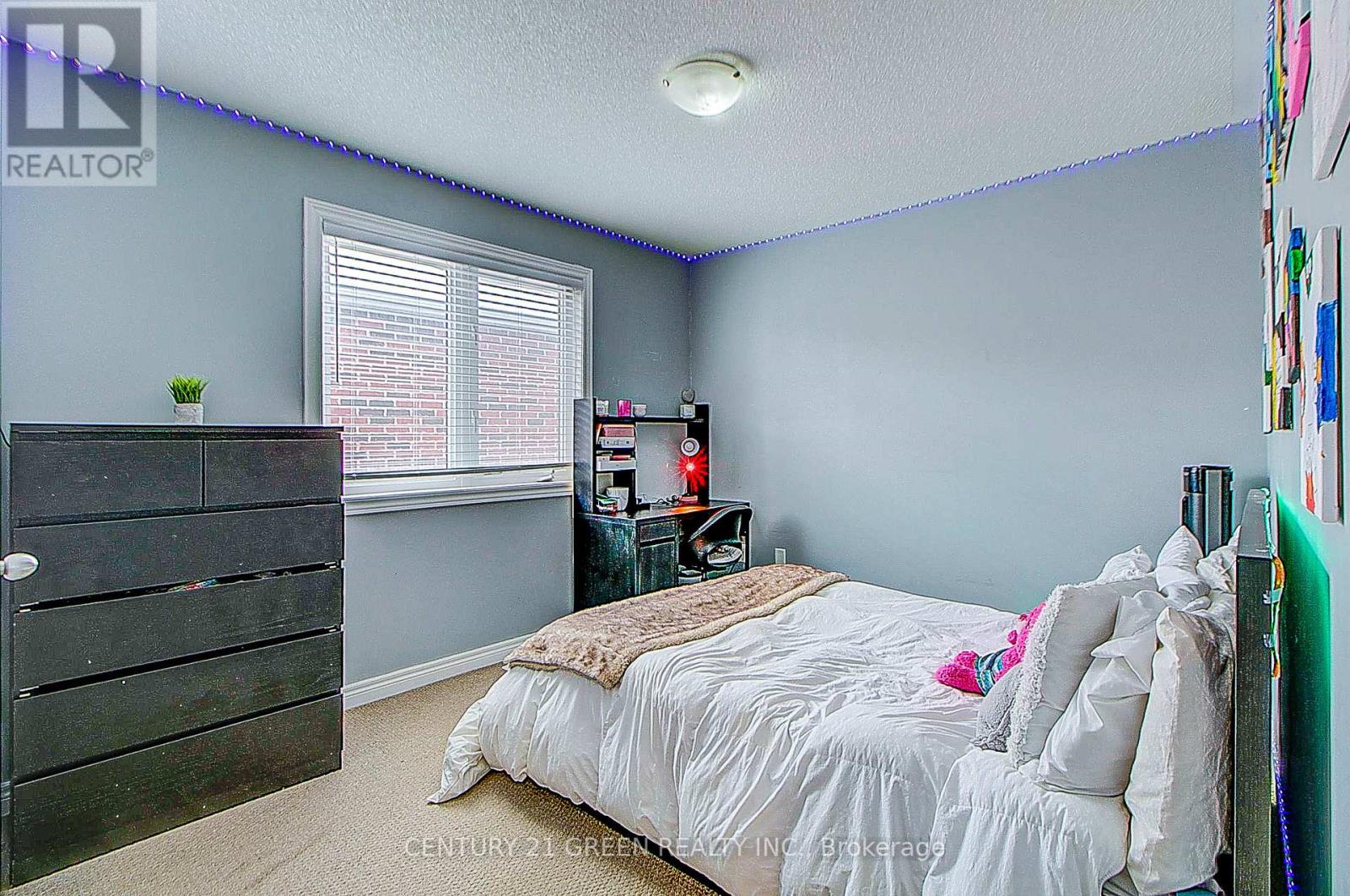 73 Wandering Glider Trail, Bradford West Gwillimbury, Ontario  L3Z 2A5 - Photo 39 - N12661966