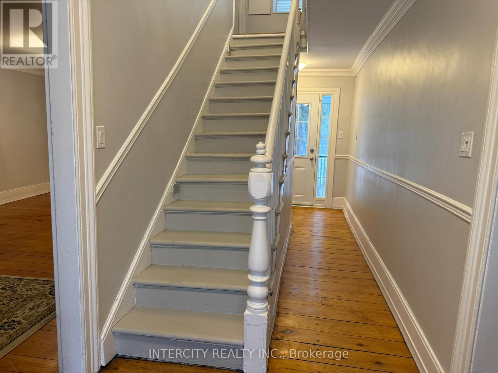 Upper - 117 Clarence Street, Vaughan, Ontario  L4L 1L4 - Photo 18 - N12662074