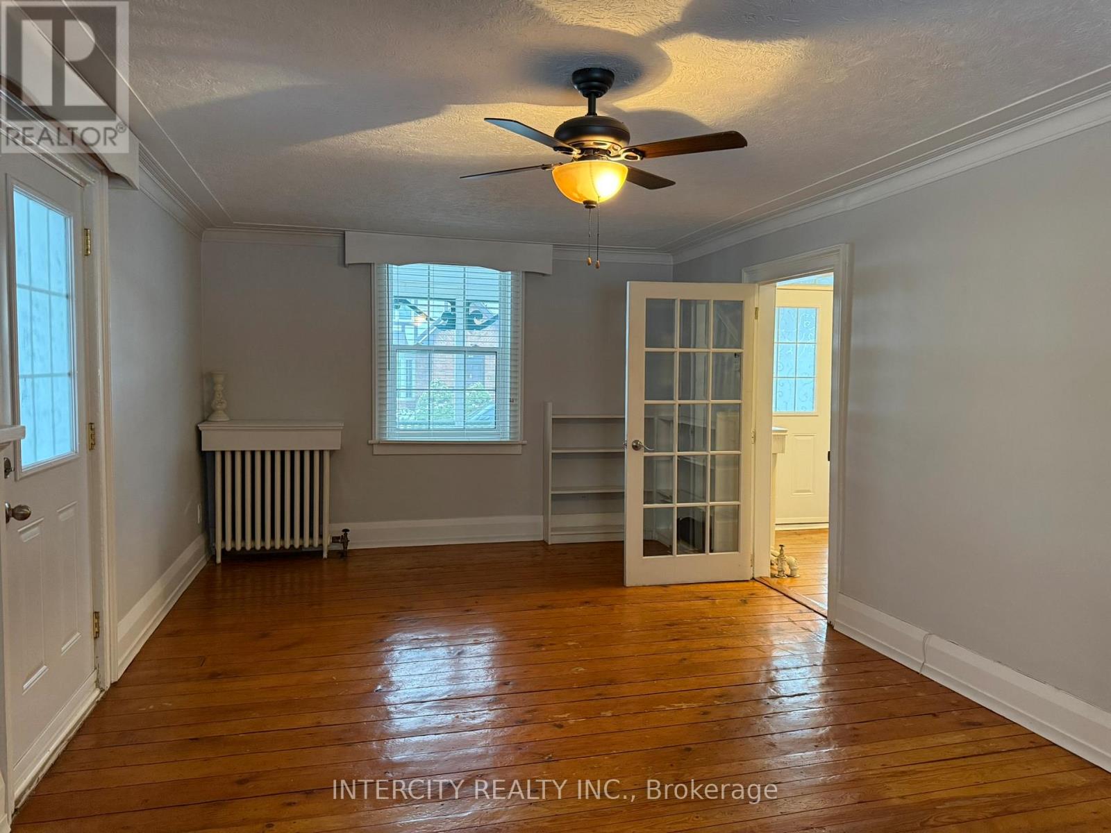 Upper - 117 Clarence Street, Vaughan, Ontario  L4L 1L4 - Photo 7 - N12662074