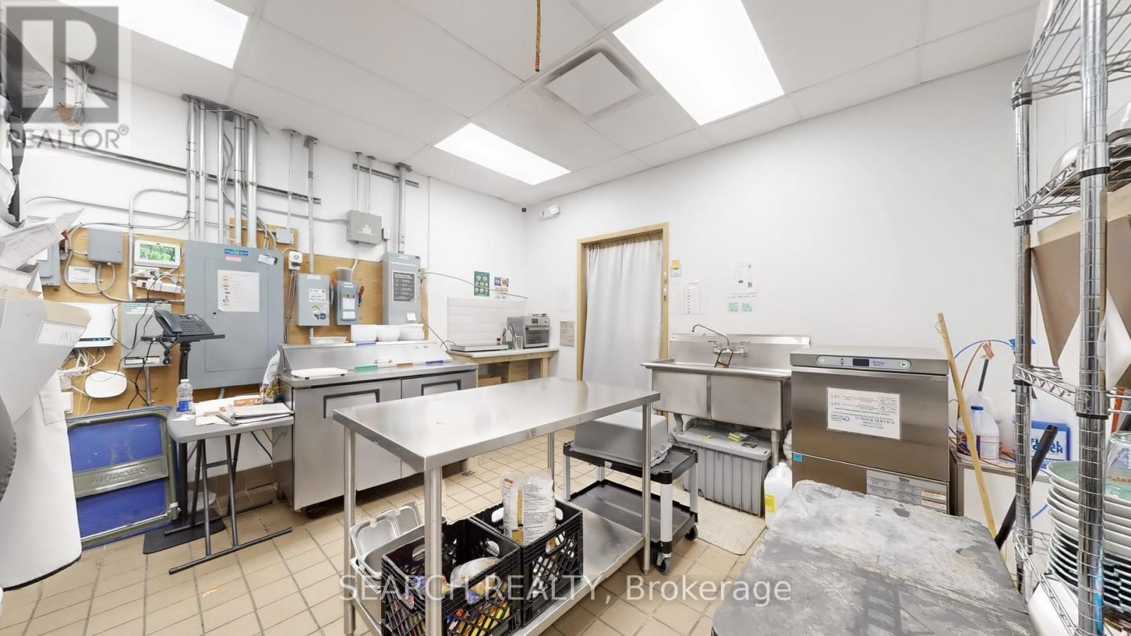 Aa-A1 - 9342 Bathurst Street, Vaughan, Ontario L6A 4N9 - Photo 44 - N12460494