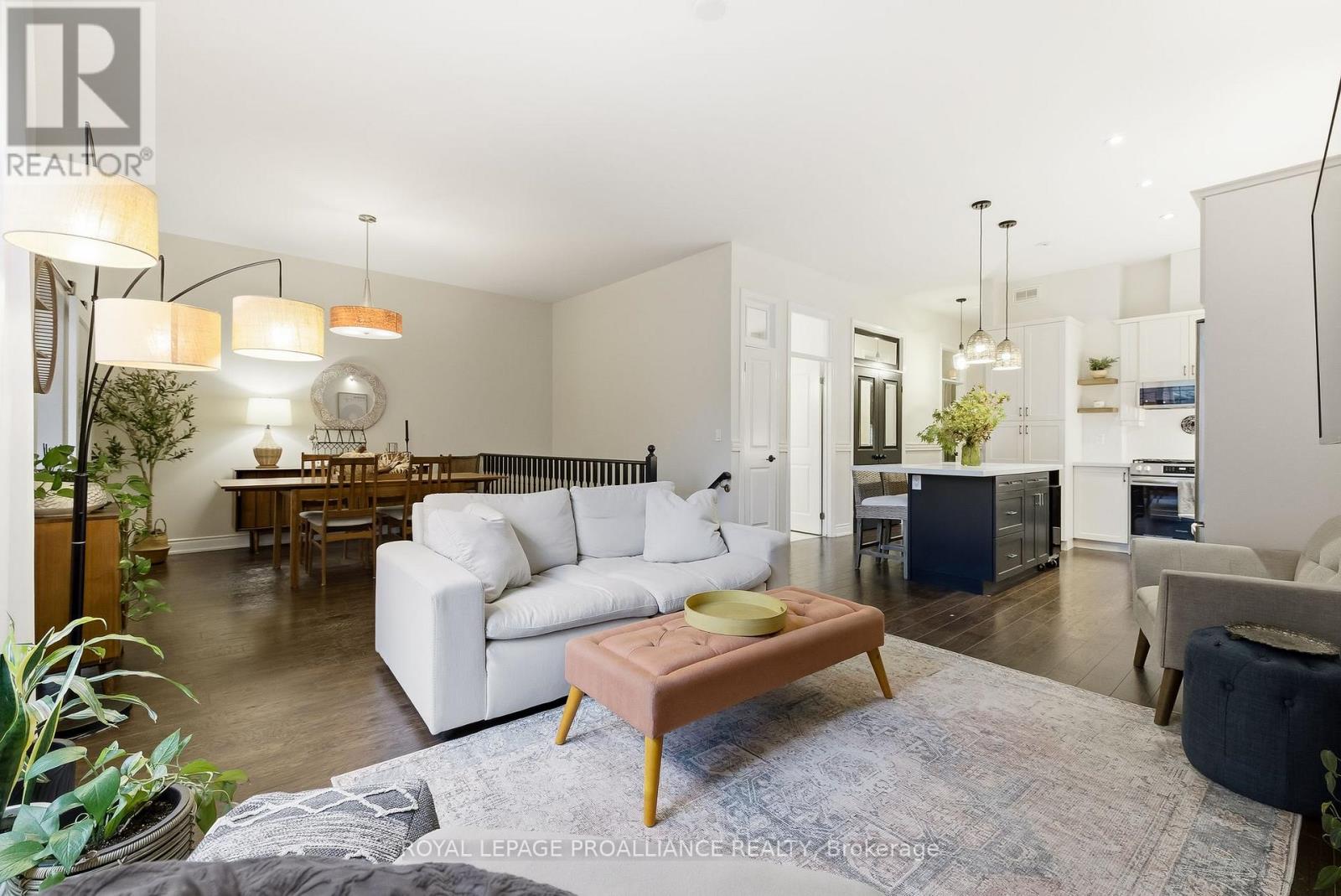 804 Lees Avenue, Cobourg, Ontario  K9A 4J7 - Photo 8 - X12483436