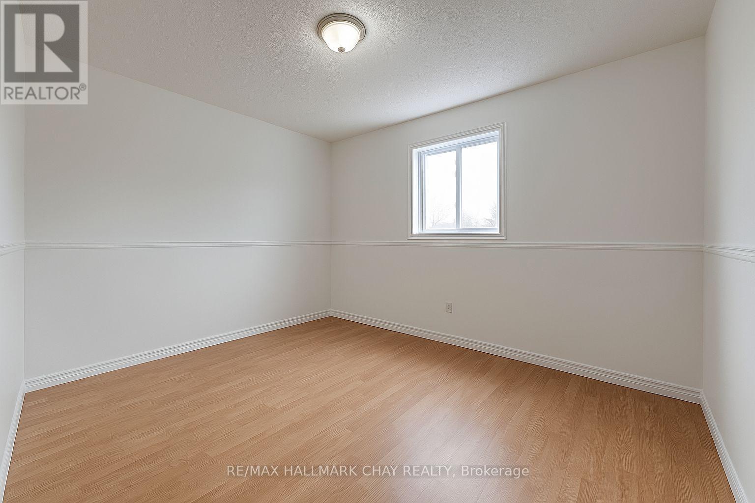 83 Trillium Crescent, Barrie, Ontario  L4N 6H6 - Photo 13 - S12661784