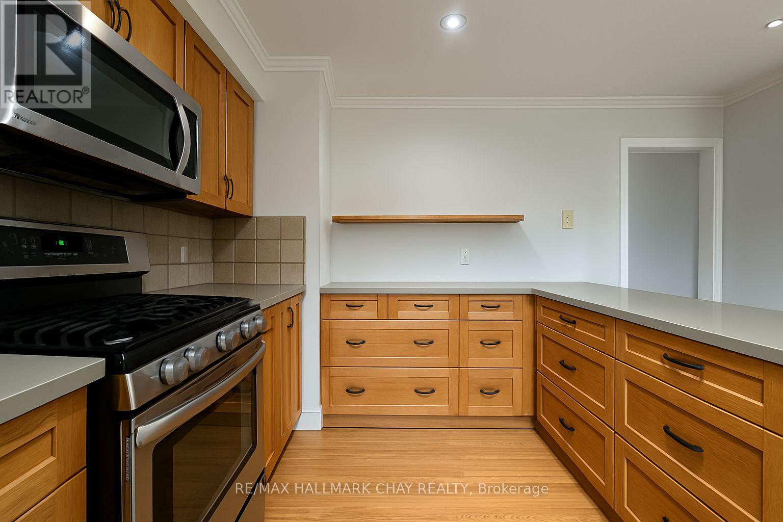 83 Trillium Crescent, Barrie, Ontario  L4N 6H6 - Photo 8 - S12661784