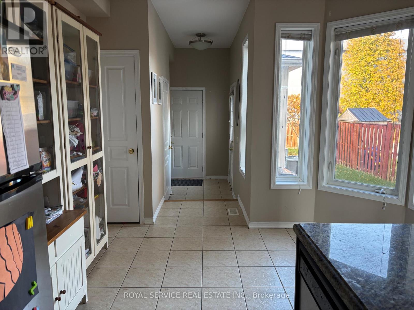 754 Carlisle Street, Cobourg, Ontario  K9A 0C6 - Photo 6 - X12540476