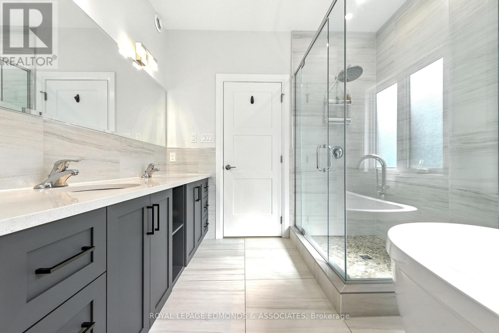 517 Sydenham Street, Pembroke, Ontario  K8A 8K5 - Photo 20 - X12387732